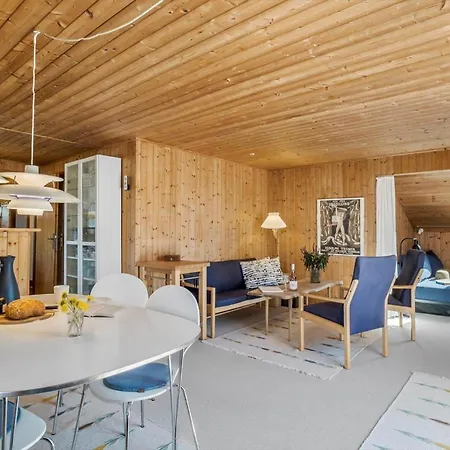 Jb284-frostrup-svenstibakkevej-18 * Lild Strand